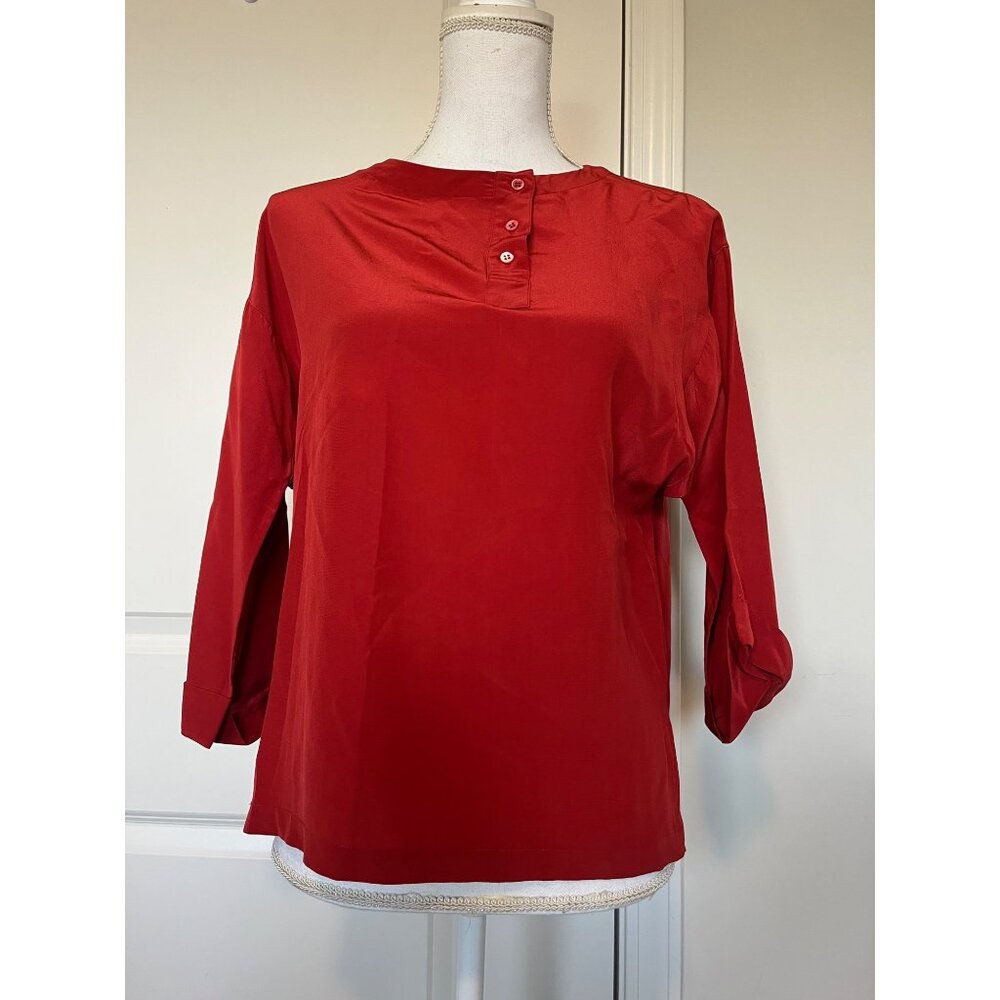 Vtg Liz Claiborne Womens Red 100% Silk Shirt Size 8 Made In Hong Kong 3 Button
